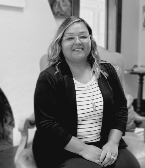 Jen-Morales headshot